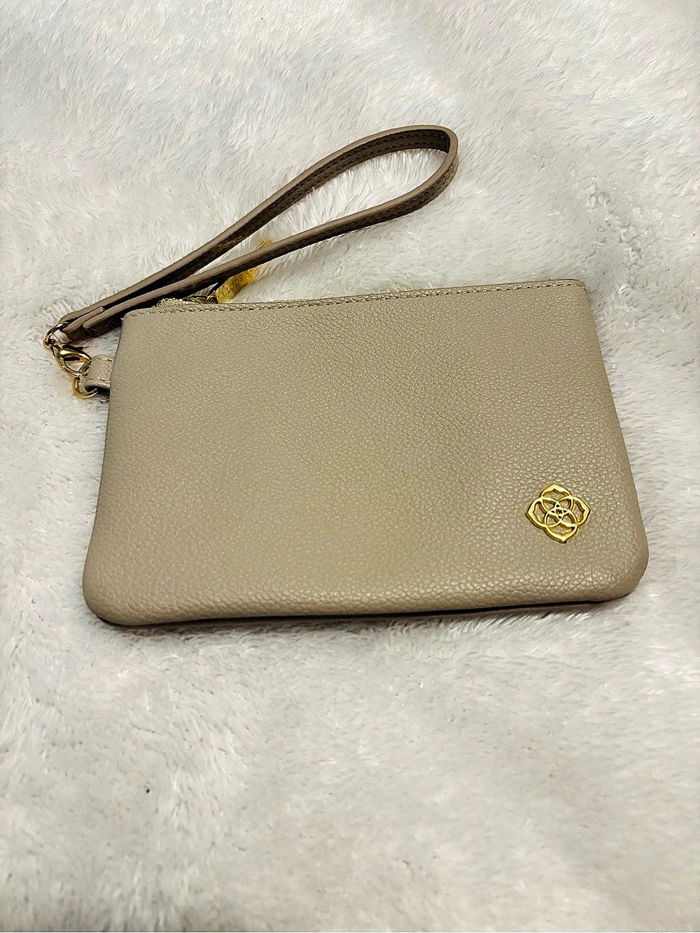 Michael Kors Wristlet Clutch in Beige Like New